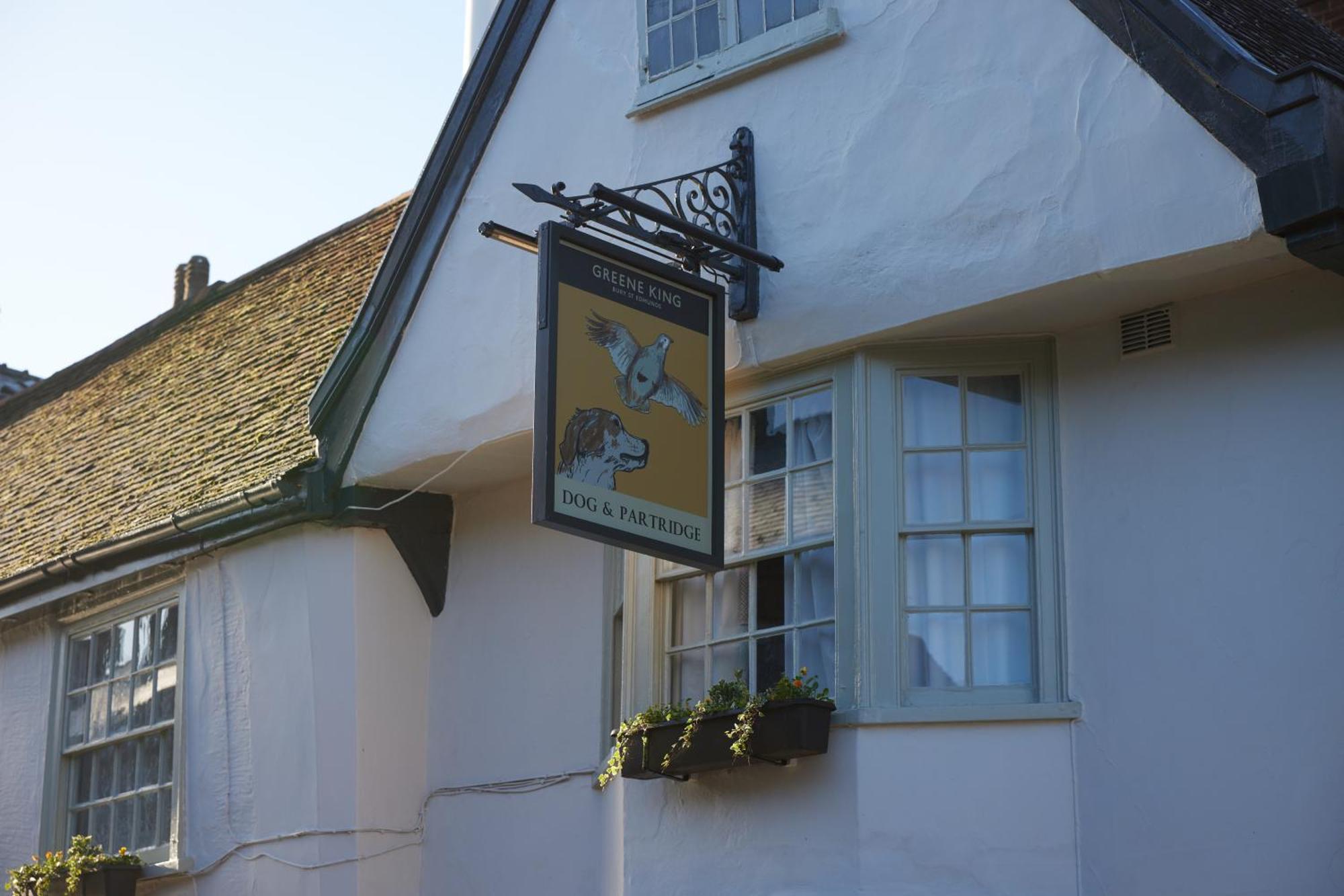 Dog And Partridge By Greene King Inns Bury St. Edmunds Buitenkant foto