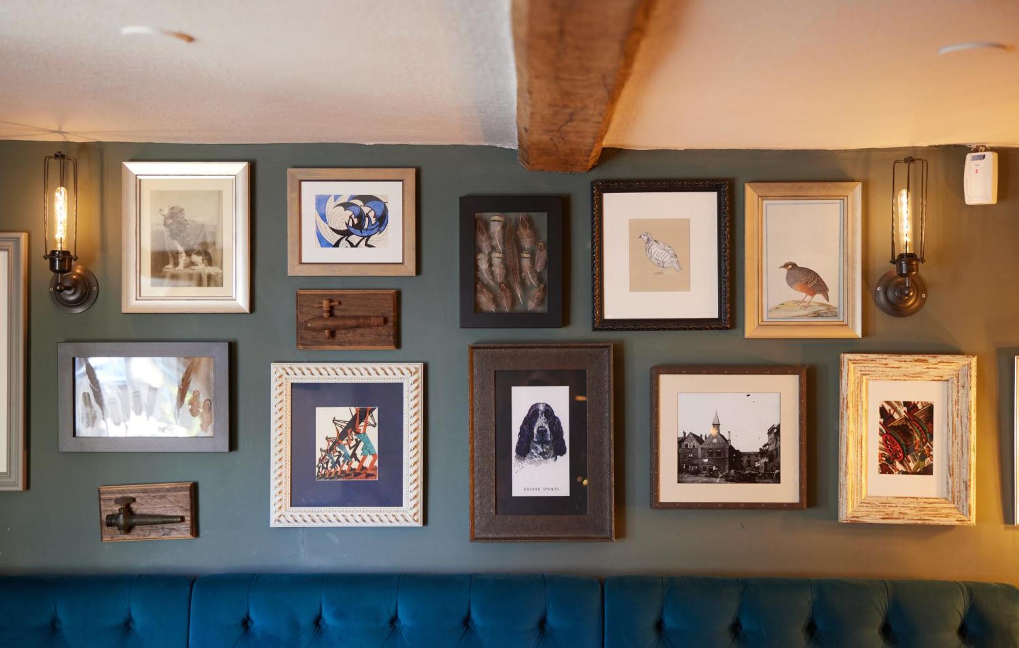 Dog And Partridge By Greene King Inns Bury St. Edmunds Buitenkant foto